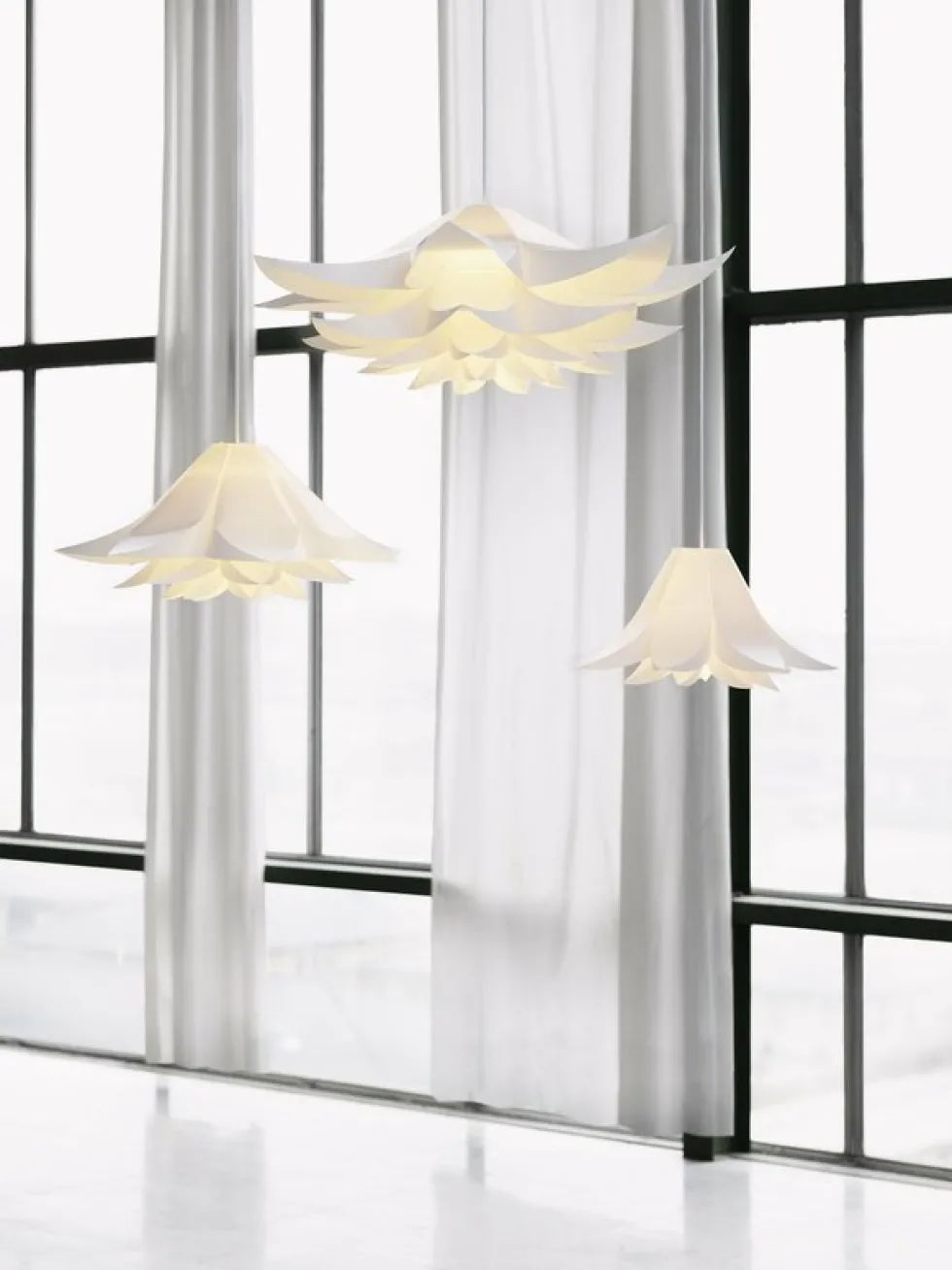 Abat-jour en feuilles blanc 85 cm Norm 06 - Normann Copenhagen