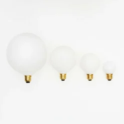 Ampoule LED E27 8W dimmable 15 cm Sphere IV - Tala