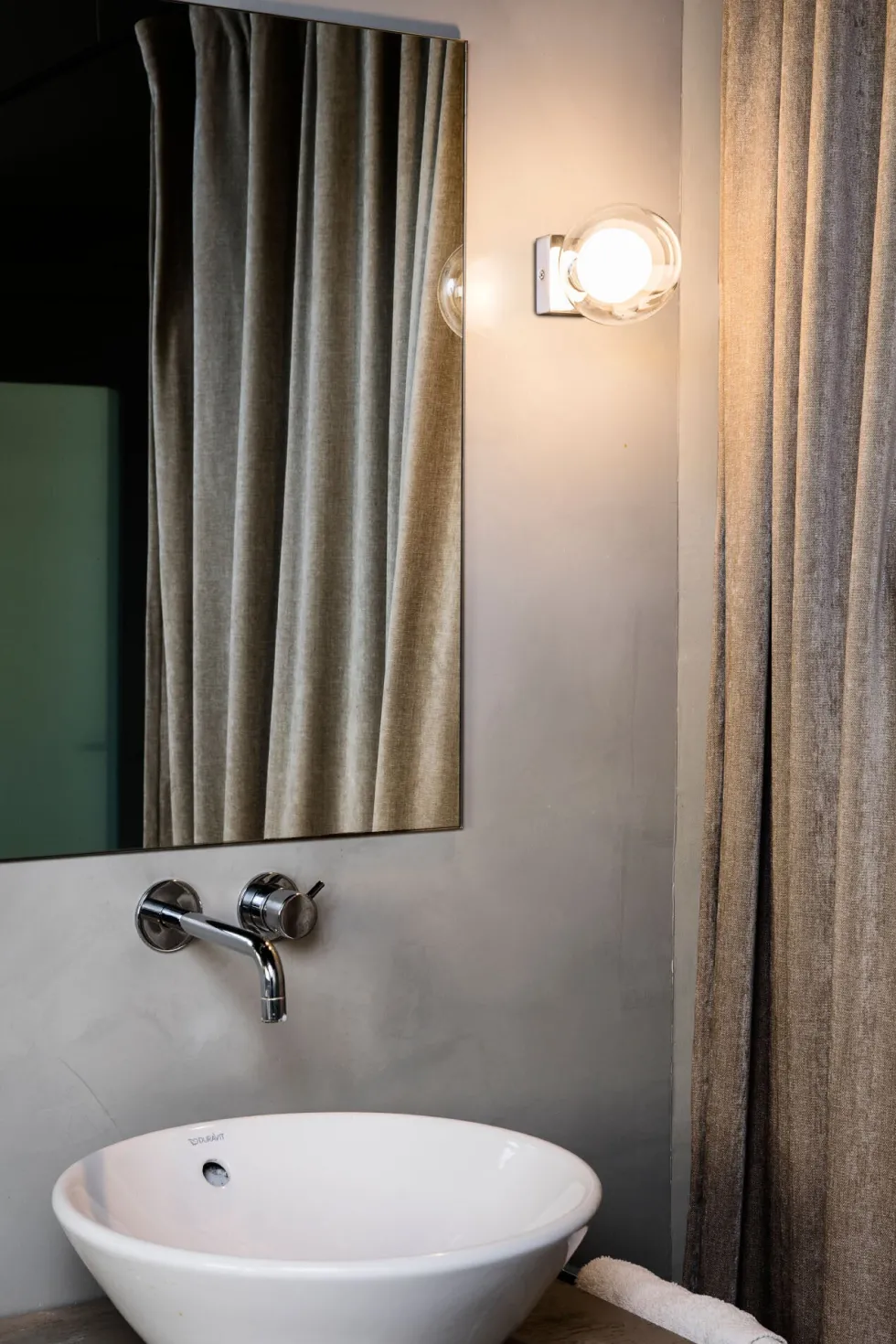 Applique murale en verre chrome 11,5 cm Perla - Faro Barcelona