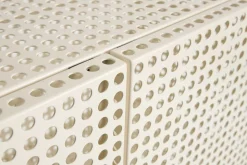 Armoire en acier perforé blanc cassé 89x40x66,5cm - HAY