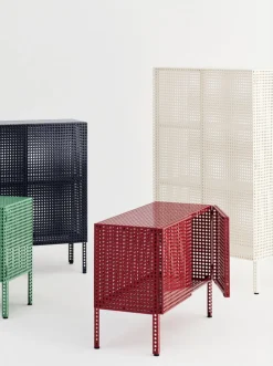 Armoire en acier perforé blanc cassé 89x40x146,5cm - HAY