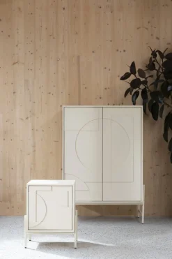 Armoire en chêne beige 140x100cm Faces - Zuiver