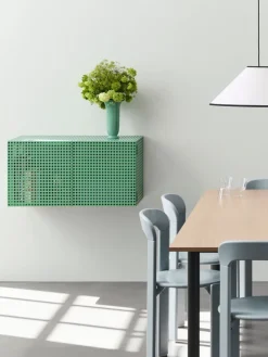 Armoire murale en acier perforé vert 89x40x45cm - HAY