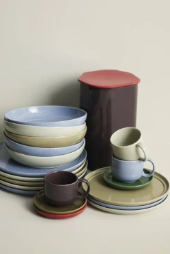 Assiette à pain en poudre de pierre marron 23 cm Amare - Hübsch
