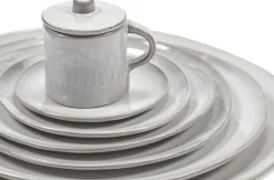 Assiette plate en grès blanc cassé 27 cm La Mère - Serax