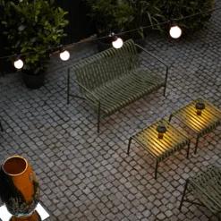 Banc de jardin avec accoudoirs en métal olive Palissade - HAY