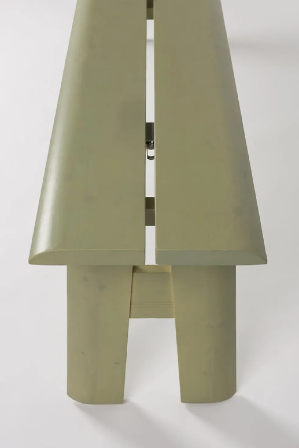 Banc de jardin en pin desert sage 170x32x47cm Avenue - Zuiver