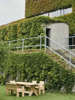 Banc d'extérieur en pin laqué blanc Crate - Hay