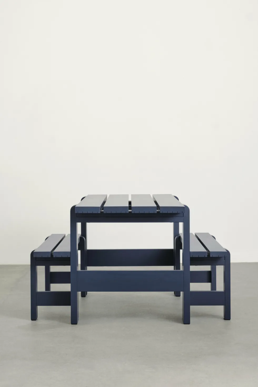 Banc en pin laqué bleu métal 111 x 23 x 45 cm Weekday - Hay