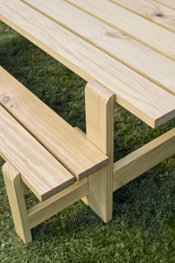 Banc en pin laqué 140 x 23 x 45 cm Weekday - Hay
