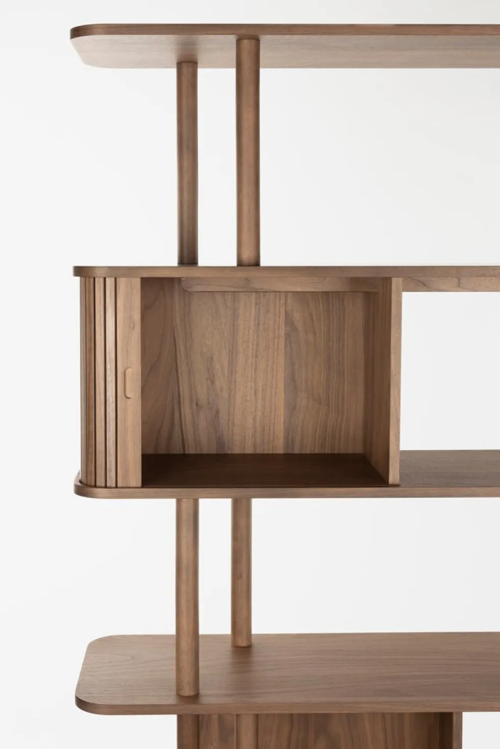 Bibliothèque en bois de noyer 35x160x195cm Barbier - Zuiver