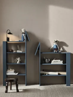 Bibliothèque en mdf bleu foncé Horse - Ferm living