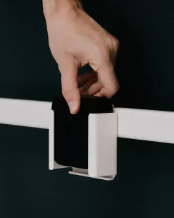 Boîte apple tv pour support tv en acier blanc cassé Apple TV Mount - Pedestal