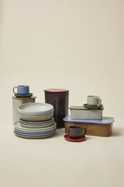 Boîte avec couvercle en poudre de pierre rouge 26 cm Amare- Hübsch