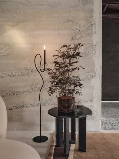 Bougeoir de sol en fer poudré noir 113,7cm Valse - Ferm Living
