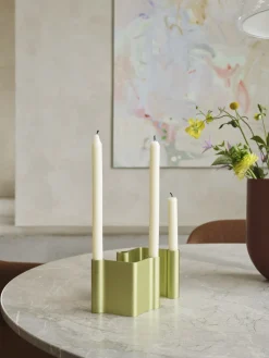 Bougeoir en aluminum vert 10x11cm Pair - Muuto