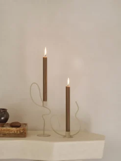 Bougeoir en fer poudré cachemire 18,4cm Valse - Ferm Living
