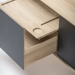 Buffet bas en chêne blanchi huilé et tiroirs en linoléum noirs 45 x 180 cm Fina - Gazzda