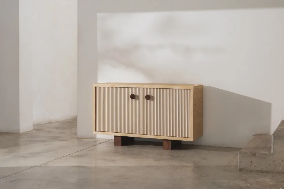 Buffet en bois massif d'hévéa et frêne naturel 120x40x70cm Heju x Nobodinoz - Nobodinoz