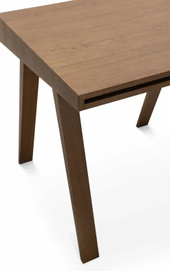 Bureau en bois foncé lituanien 140 cm 4.9 Drawers - Emko