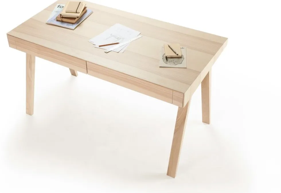 Bureau en bois lituanien 140 cm 4.9 Drawers - Emko