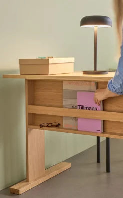 Bureau en chêne naturel Forma - Hübsch