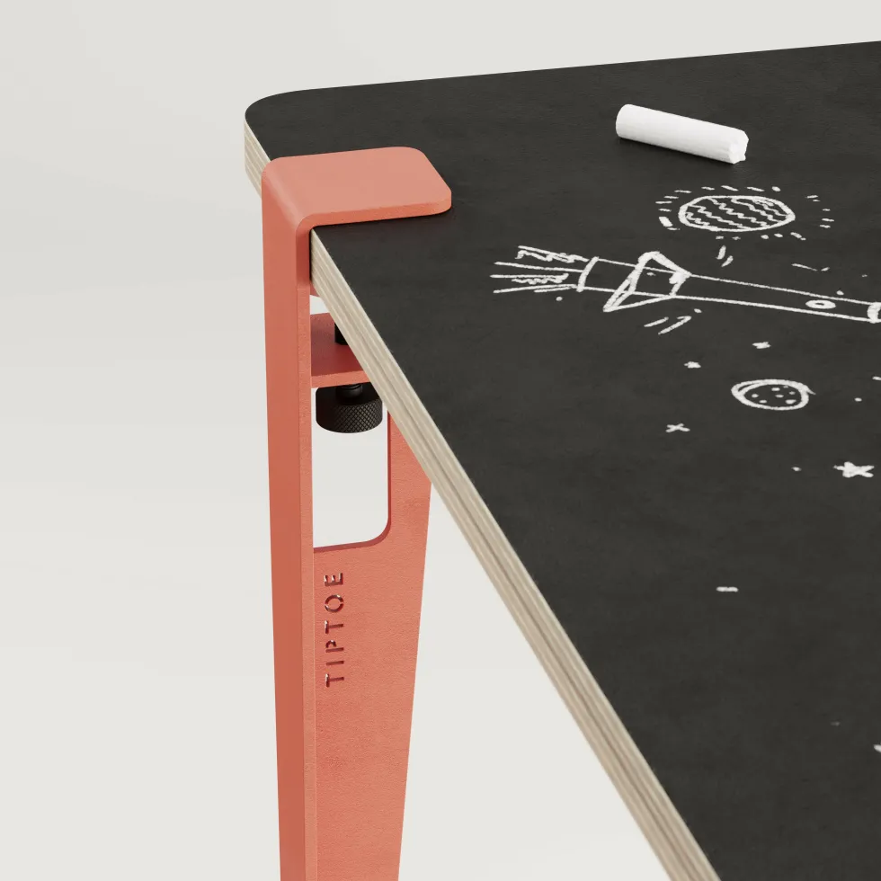 Bureau enfant blanc et rose ardoise 70 x 50 cm Vice Versa et tabouret chêne rose Mini Lou - Tiptoe