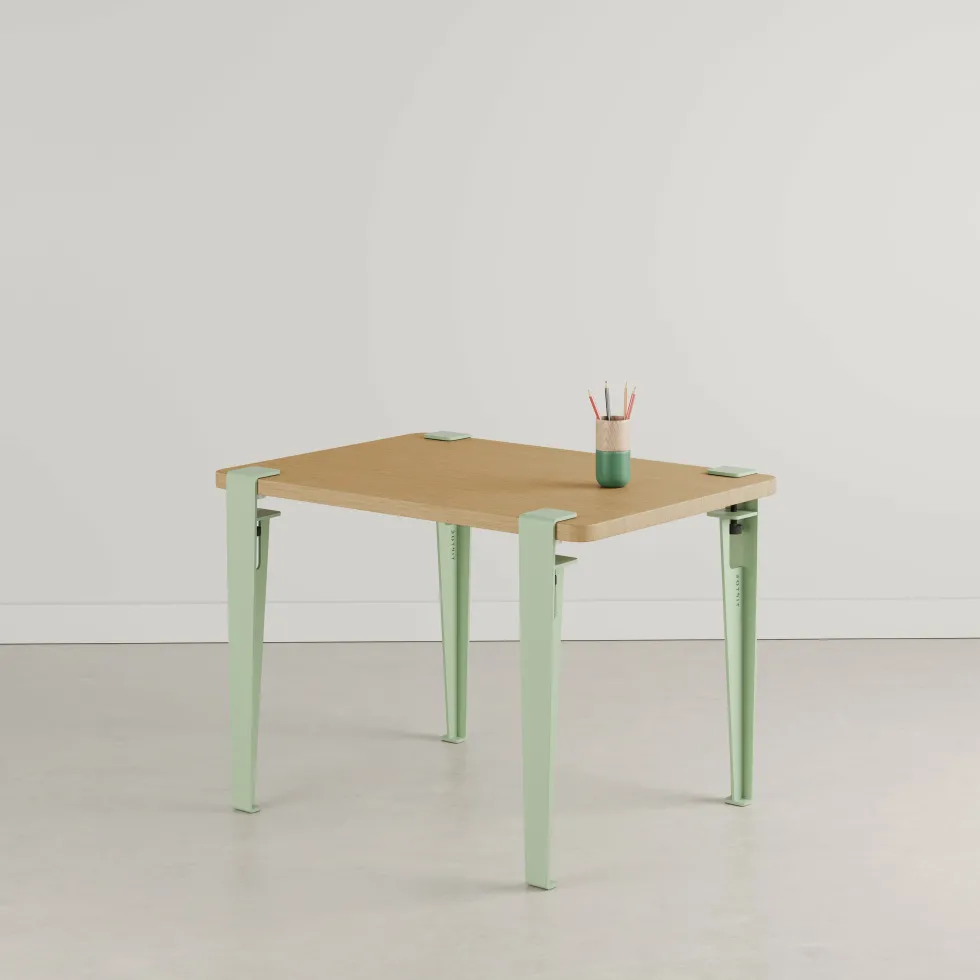 Bureau enfant en chêne 70 x 50 cm vert Kids et tabouret vert et chêne Mini Lou - Tiptoe