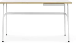 Bureau en stratifié blanc Journal blanc - Normann Copenhagen