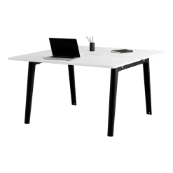 Bureau open-space en plastique recyclé 130 x 140 cm piètements noirs New Modern - Tiptoe