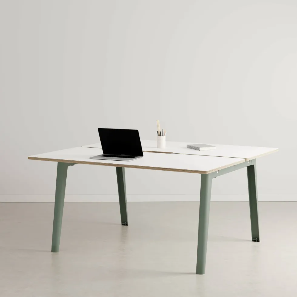 Bureau open-space en stratifié blanc 150 x 140 cm piètements gris eucalyptus New Modern - Tiptoe