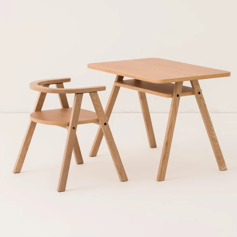 Bureau pour enfant en chêne massif naturel 40x70x50cm Growing Green - Nobodinoz