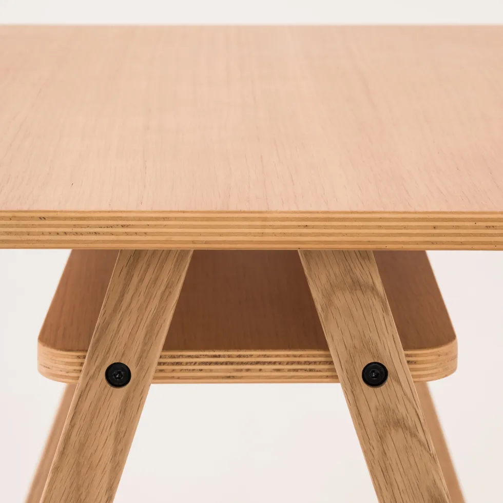 Bureau pour enfant en chêne massif naturel 40x70x50cm Growing Green - Nobodinoz