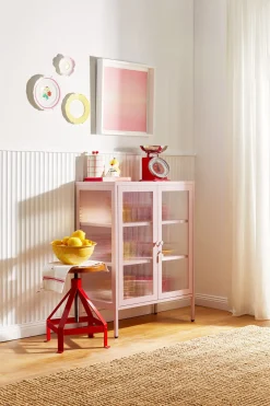 Cabinet en acier rose blush et verre cannelé 74x40x100cm The Mixer - Mustard Made