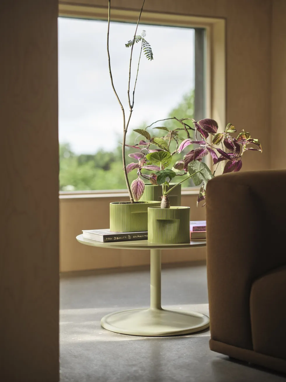 Cache-pot en argile off-white 15cm Ridge - Muuto