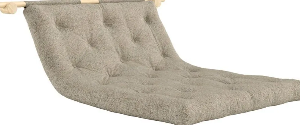 Canapé convertible en bois de pin 135x200cm avec matelas beige warm sand Hooked raw - Karup Design