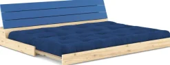 Canapé convertible en pin laqué dossier et matelas bleu cobalt 196x110x72 cm Base - Karup Design