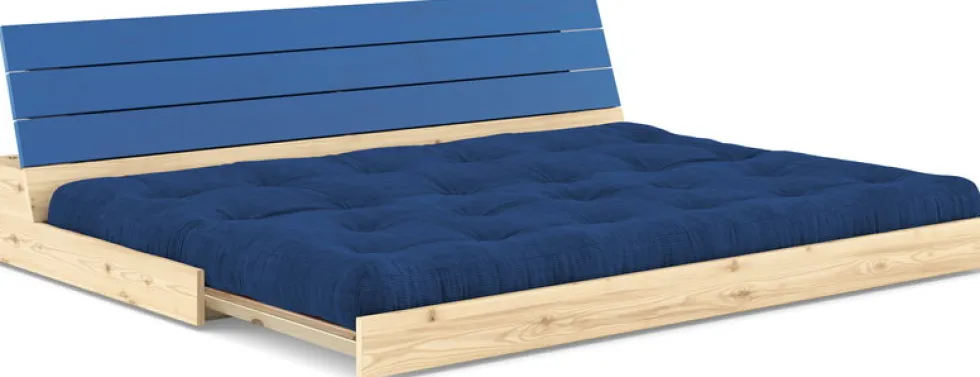Canapé convertible en pin laqué dossier et matelas bleu cobalt 196x110x72 cm Base - Karup Design