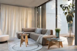 Canapé d'angle gauche en polyester côtelé caramel 308x188cm Fat Freddy - Zuiver