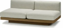 Canapé deux places en bois cognac et coussins blancs os 193 x 115 x 72 cm Rudolph - Serax