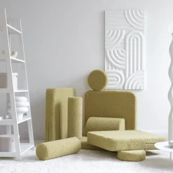 Canapé dépliable en sherpa bouclé matcha 136x78x40cm Settle - Wigiwama
