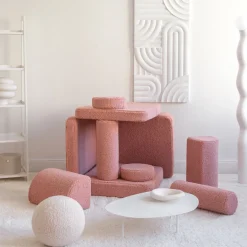 Canapé dépliable en sherpa bouclé rose 136x78x40cm Settle - Wigiwama
