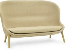 Canapé en chêne et tissu beige 168 cm Hyg - Normann Copenhagen