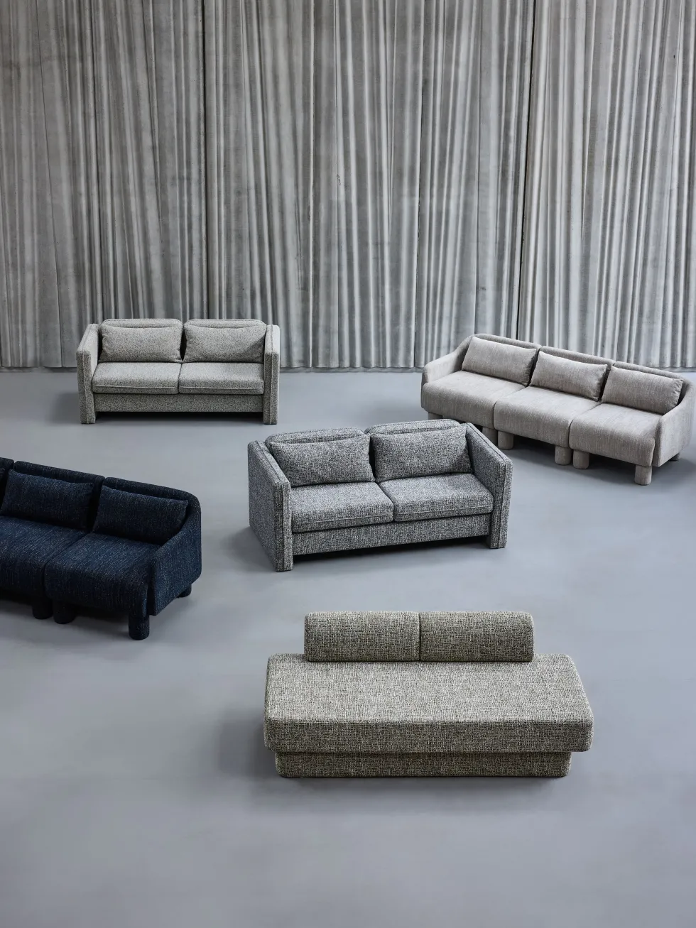 Canapé en tissu gris foncé 178x84x73cm Soba - Hübsch