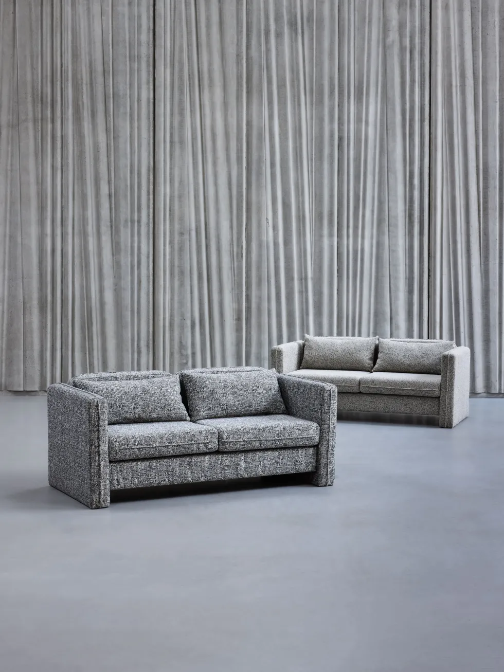 Canapé en tissu gris foncé 178x84x73cm Soba - Hübsch