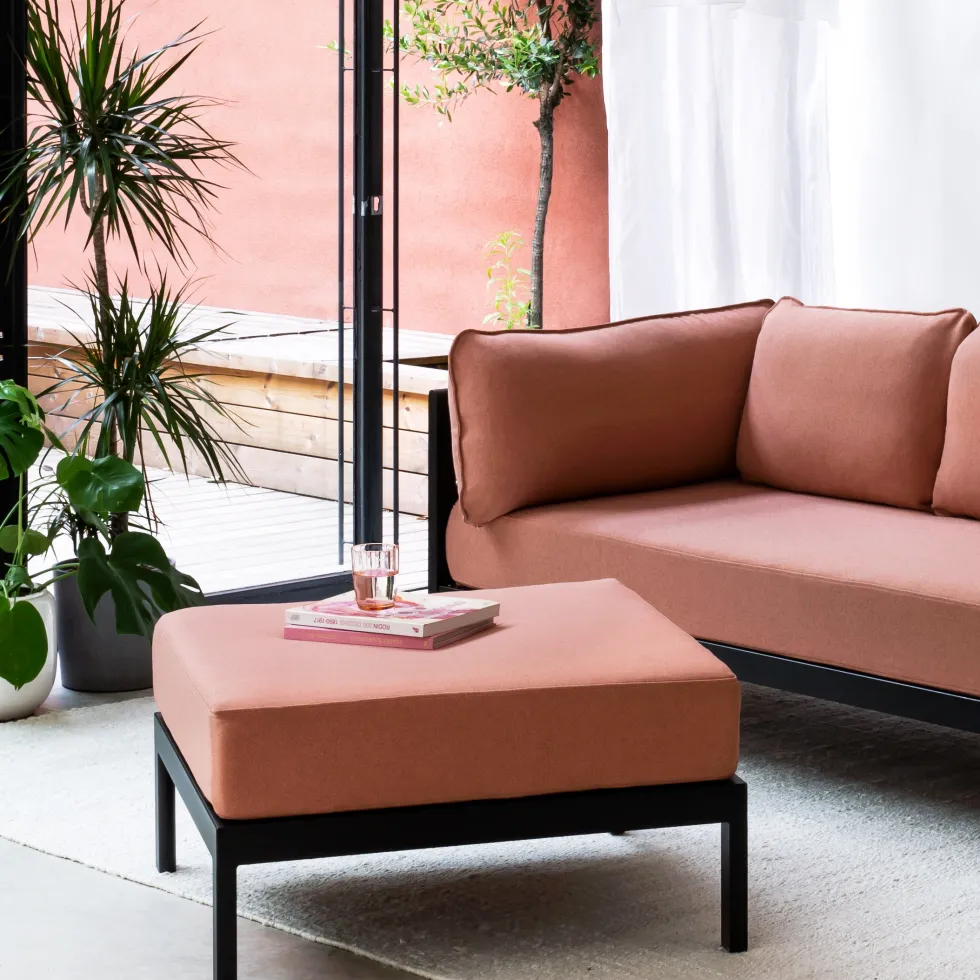 Canapé 3 places en métal noir et tissu rose chiné Easy - Tiptoe