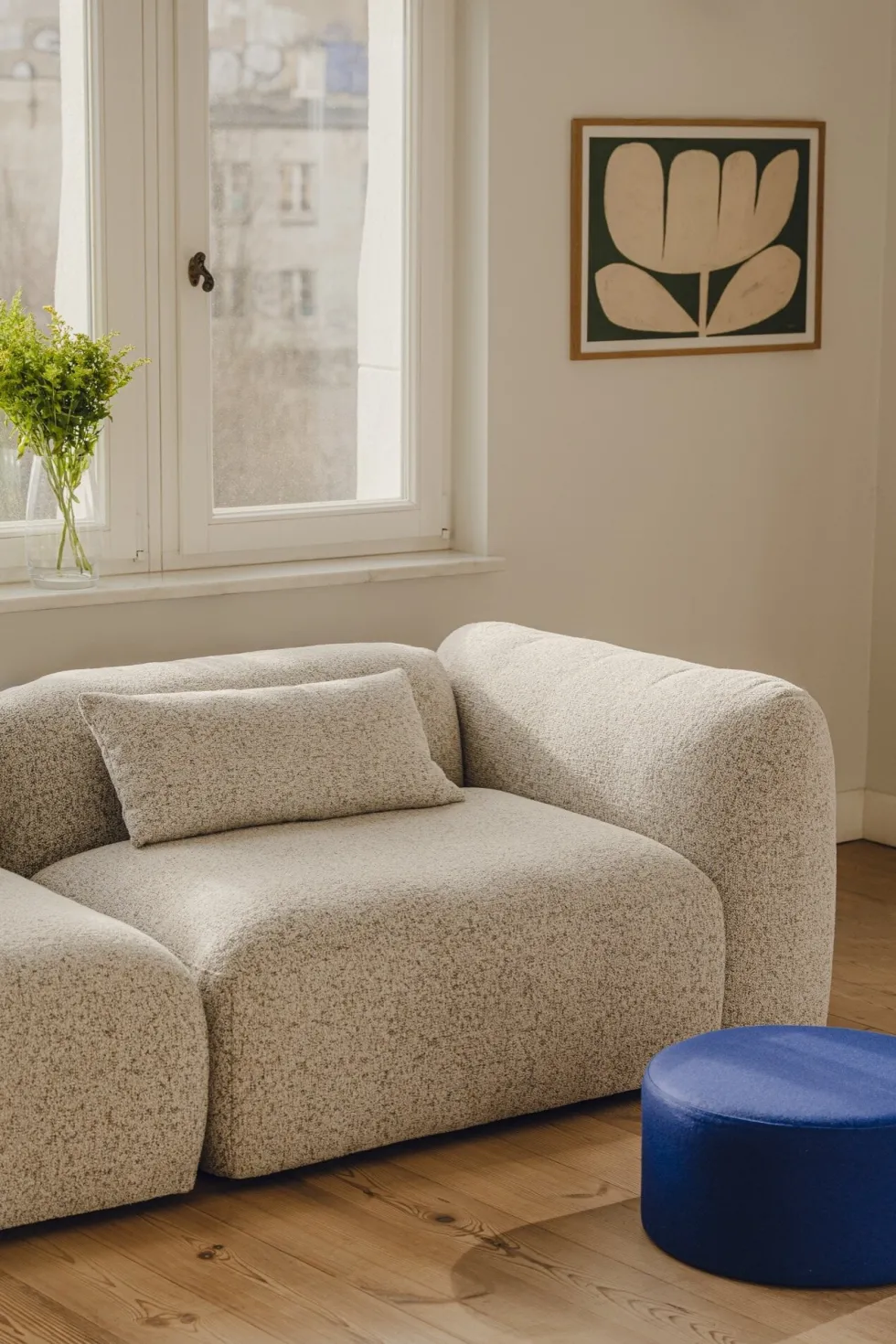 Canapé 3 places en polyester desert beige bouclé Yaro - noo.ma
