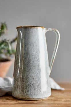 Carafe en grès beige avec motif moucheté 13x24cm Fleur - Bloomingville