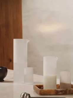 Carafe en verre givré 6,4x16cm Ripple - Ferm Living