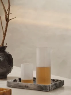 Carafe en verre givré 6,4x16cm Ripple - Ferm Living